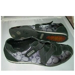 Coach Kyrie running shoes logo & straps 8.5